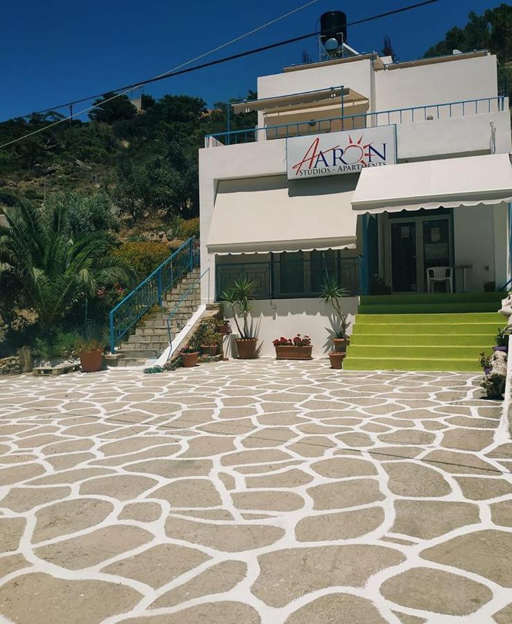 Aaron Studios Apartments Agia Fotia  Buitenkant foto