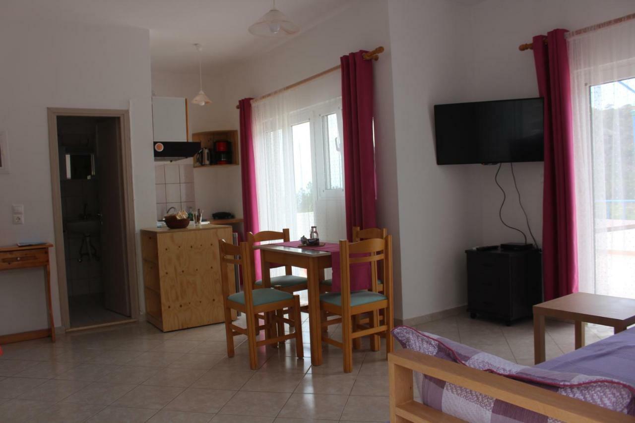 Aaron Studios Apartments Agia Fotia  Buitenkant foto