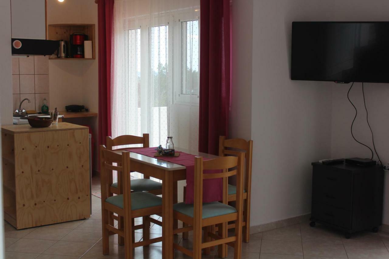 Aaron Studios Apartments Agia Fotia  Buitenkant foto