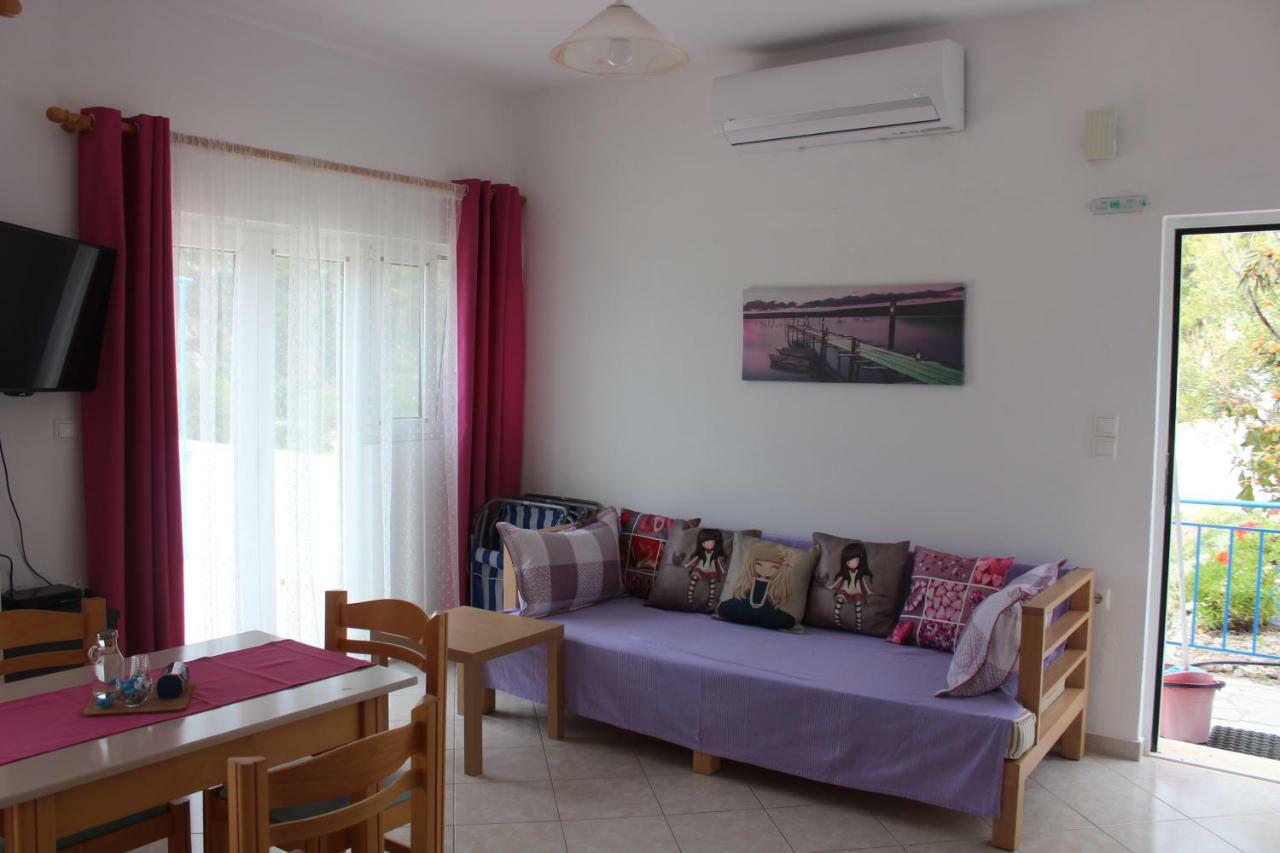 Aaron Studios Apartments Agia Fotia  Buitenkant foto