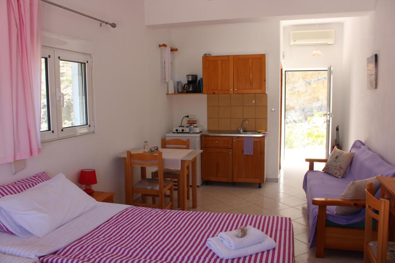 Aaron Studios Apartments Agia Fotia  Buitenkant foto